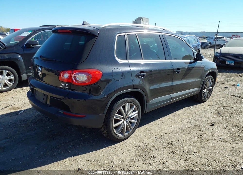 2010 VOLKSWAGEN TIGUAN SE VIN: WVGBV7AX5AW507999