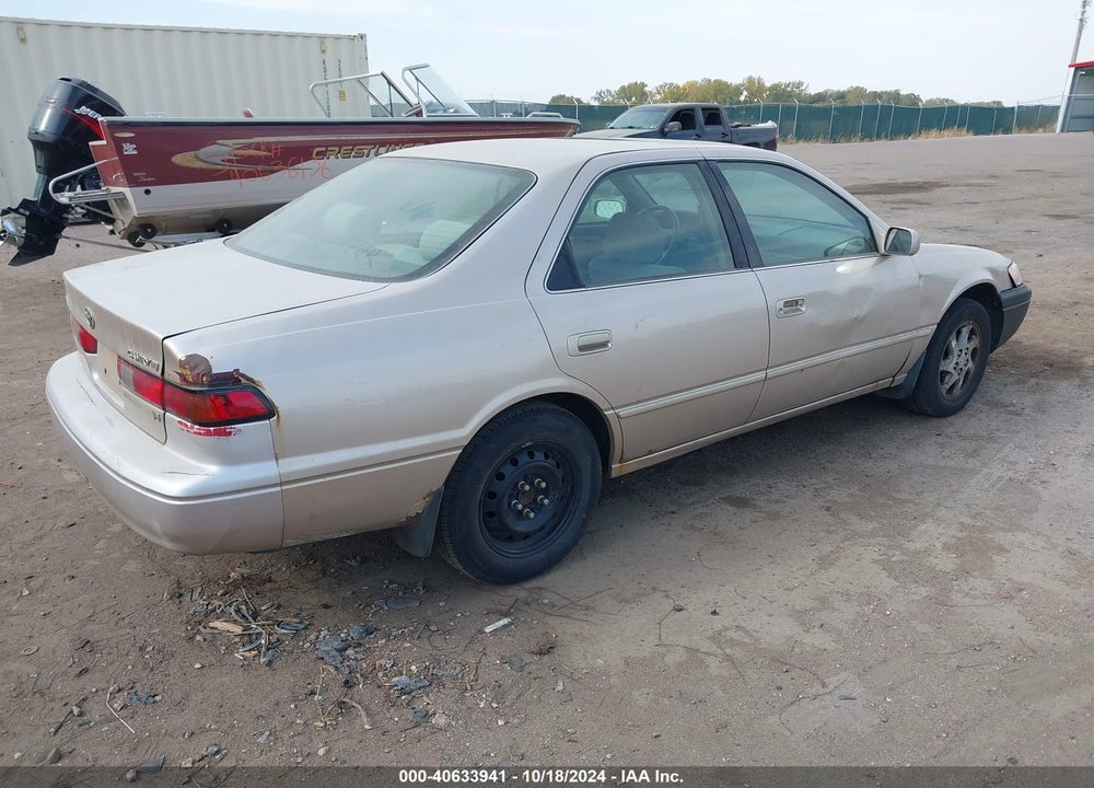1999 TOYOTA CAMRY LE V6 VIN: 4T1BF22K0XU933848