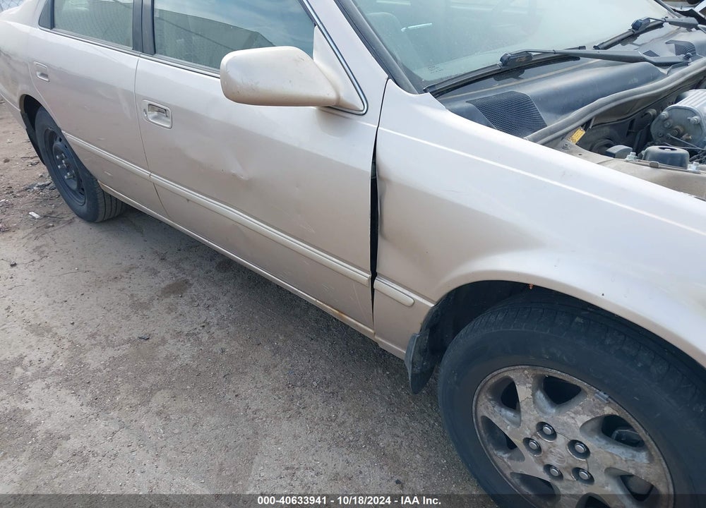 1999 TOYOTA CAMRY LE V6 VIN: 4T1BF22K0XU933848