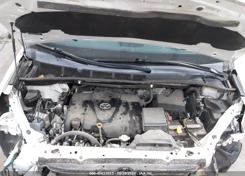 2019 TOYOTA SIENNA XLE PREMIUM 7 PASSENGER VIN: 5TDDZ3DC5KS223244