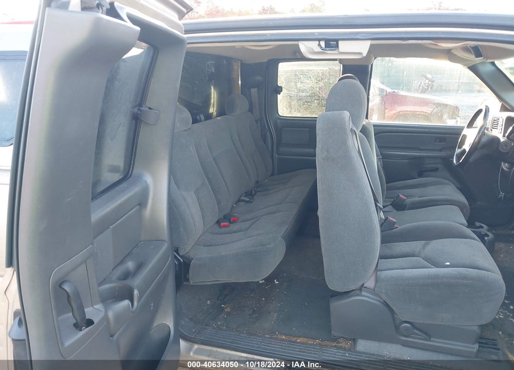 2004 CHEVROLET SILVERADO 1500 LS VIN: 1GCEK19T74E357493
