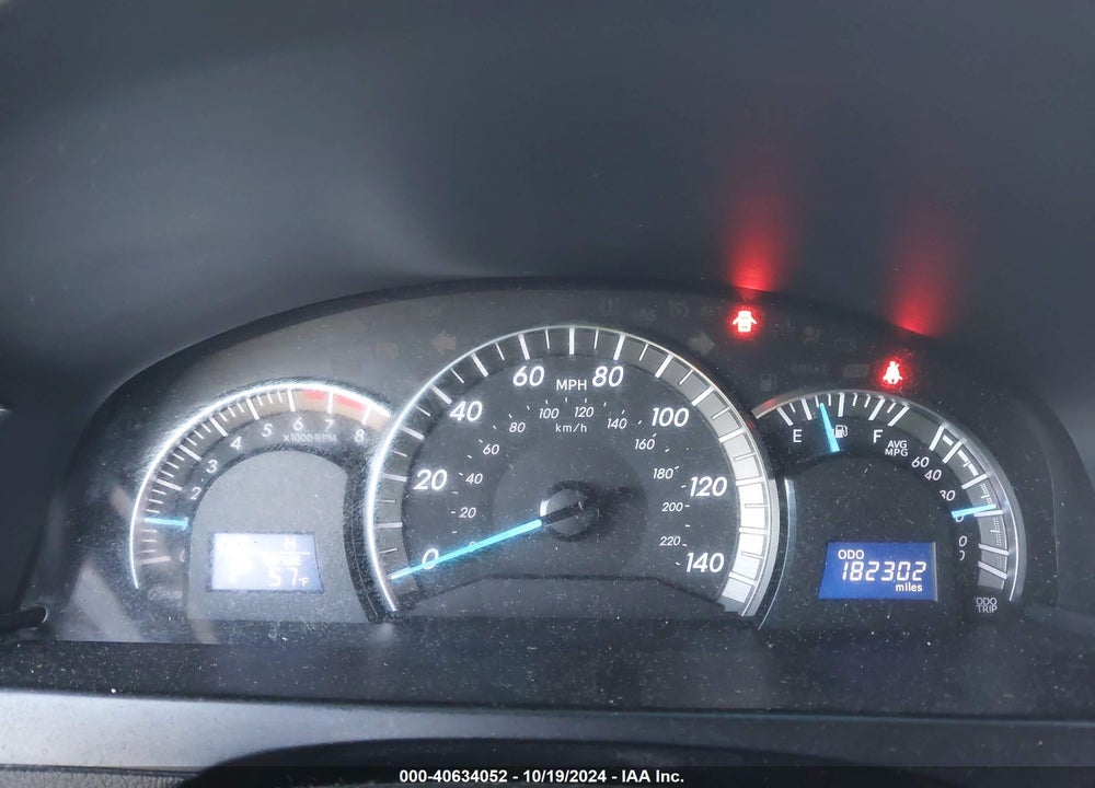2014 TOYOTA CAMRY SE VIN: 4T1BF1FK4EU441650