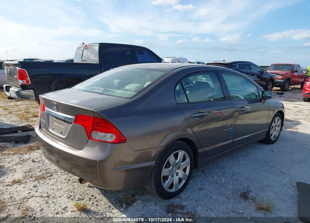2010 HONDA CIVIC LX VIN: 2HGFA1F57AH552447