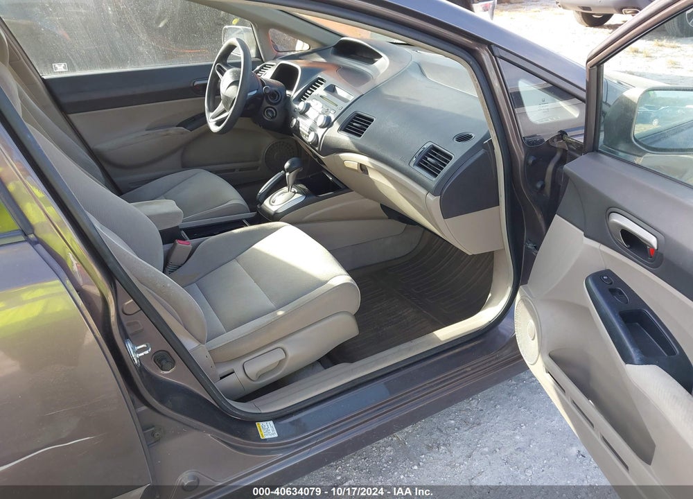 2010 HONDA CIVIC LX VIN: 2HGFA1F57AH552447