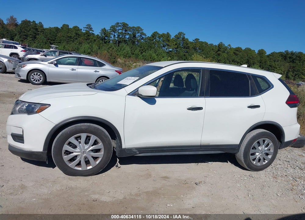 2017 NISSAN ROGUE S VIN: KNMAT2MT6HP560166
