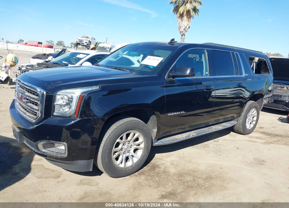 2018 GMC YUKON XL SLT VIN: 1GKS1GKC5JR208429
