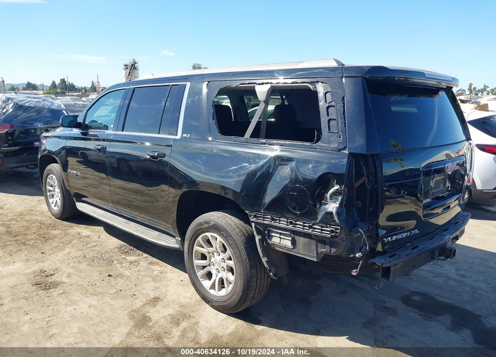 2018 GMC YUKON XL SLT VIN: 1GKS1GKC5JR208429