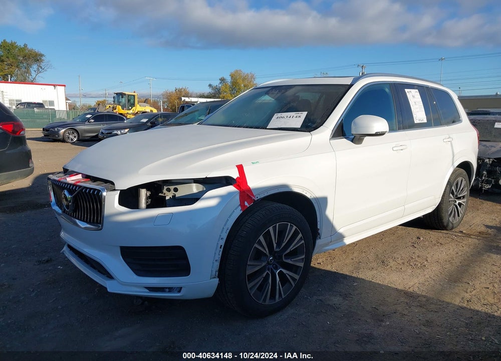 2022 VOLVO XC90 T5 MOMENTUM 7 PASSENGER VIN: YV4102PK9N1793059