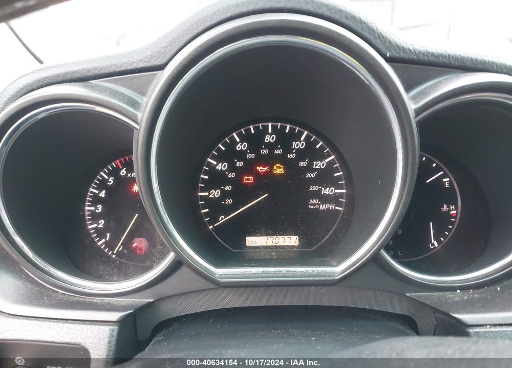 2004 LEXUS RX 330 VIN: JTJGA31U740012762