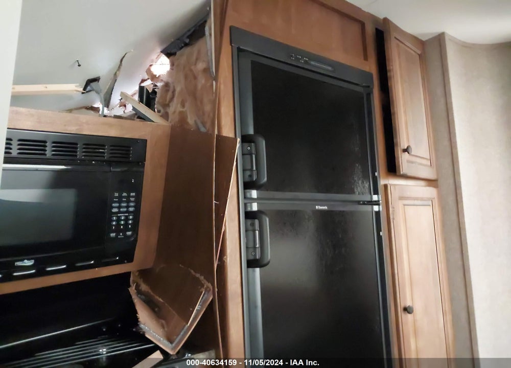 2014 KEYSTONE SPRINTER TRAVEL TRAILER VIN: 4YDT26627E1532895