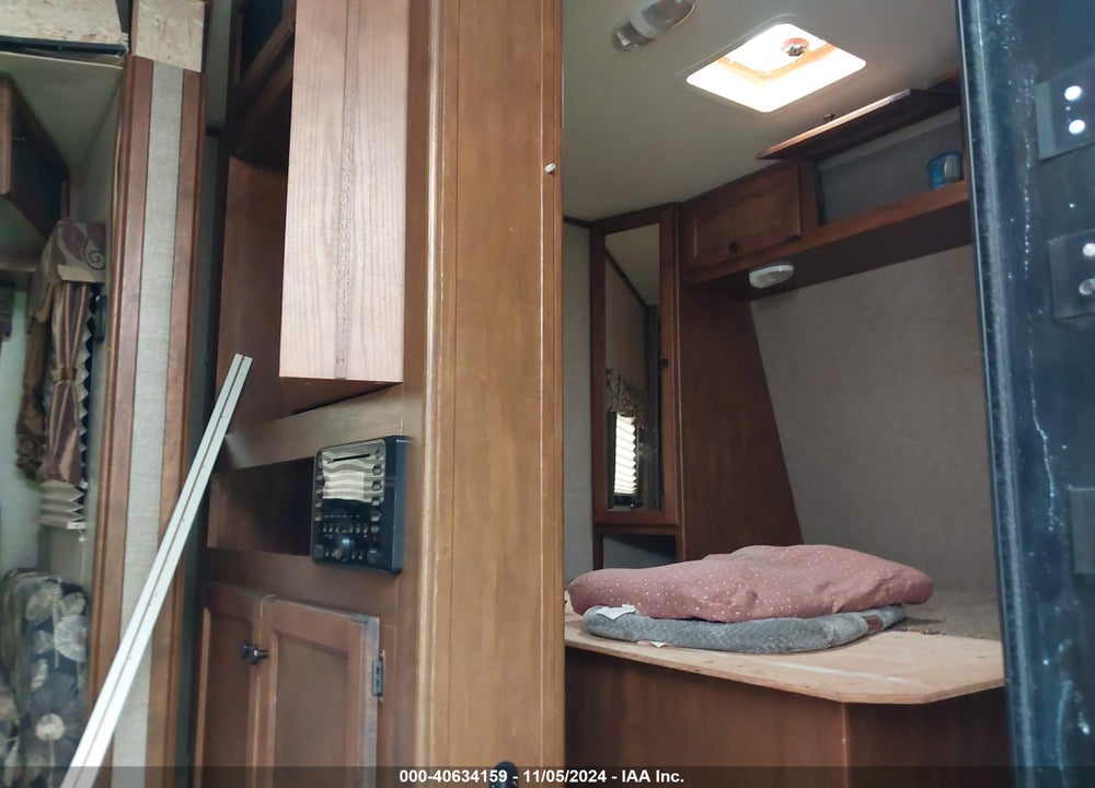 2014 KEYSTONE SPRINTER TRAVEL TRAILER VIN: 4YDT26627E1532895