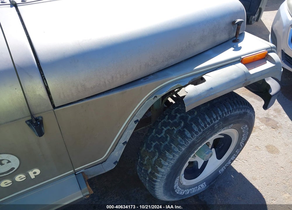 1990 JEEP WRANGLER / YJ SAHARA VIN: 2J4FY49T5LJ529468