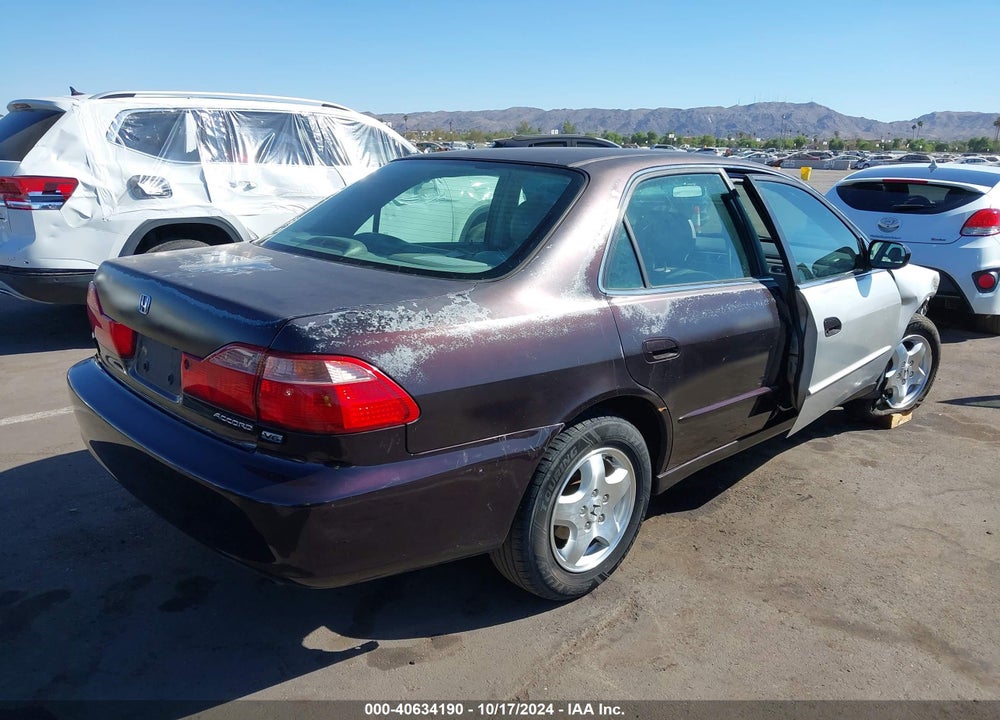 1998 HONDA ACCORD EX V6 VIN: 1HGCG1650WA058552