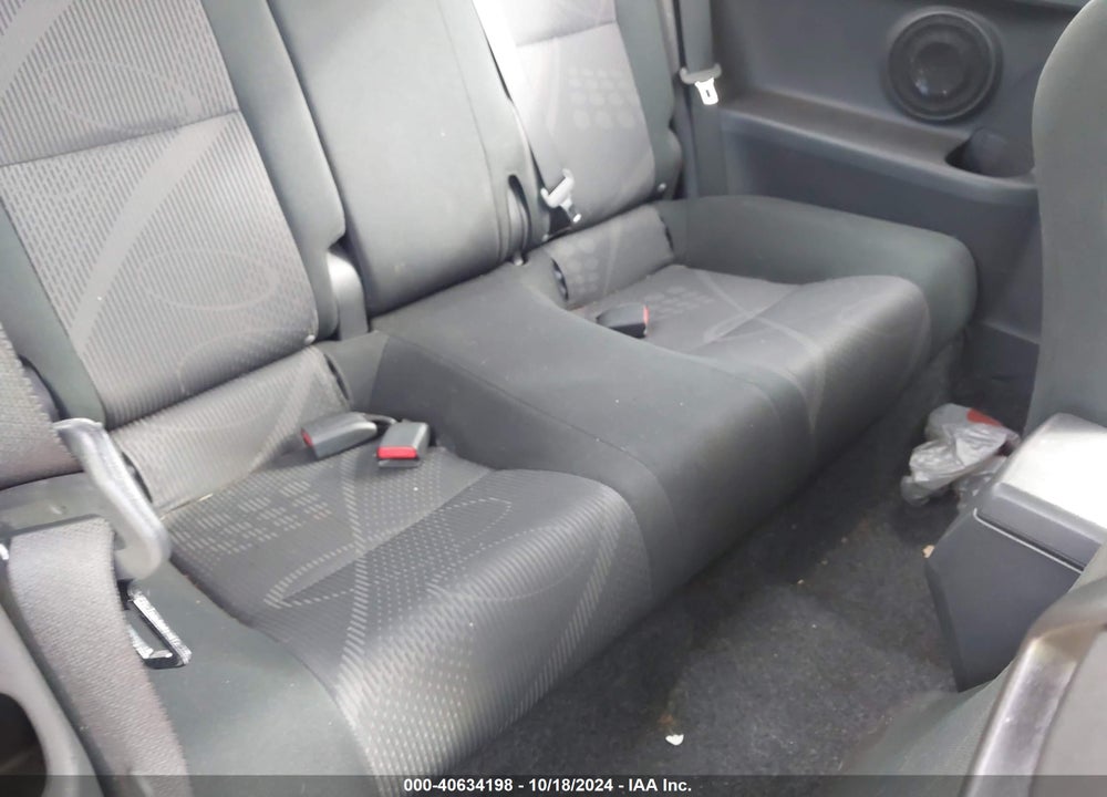 2011 SCION TC VIN: JTKJF5C79B3015504
