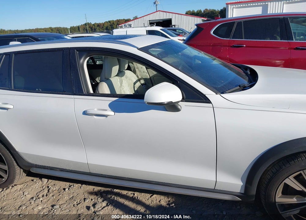 2022 VOLVO V60 CROSS COUNTRY T5 VIN: YV4102WK6N1088785