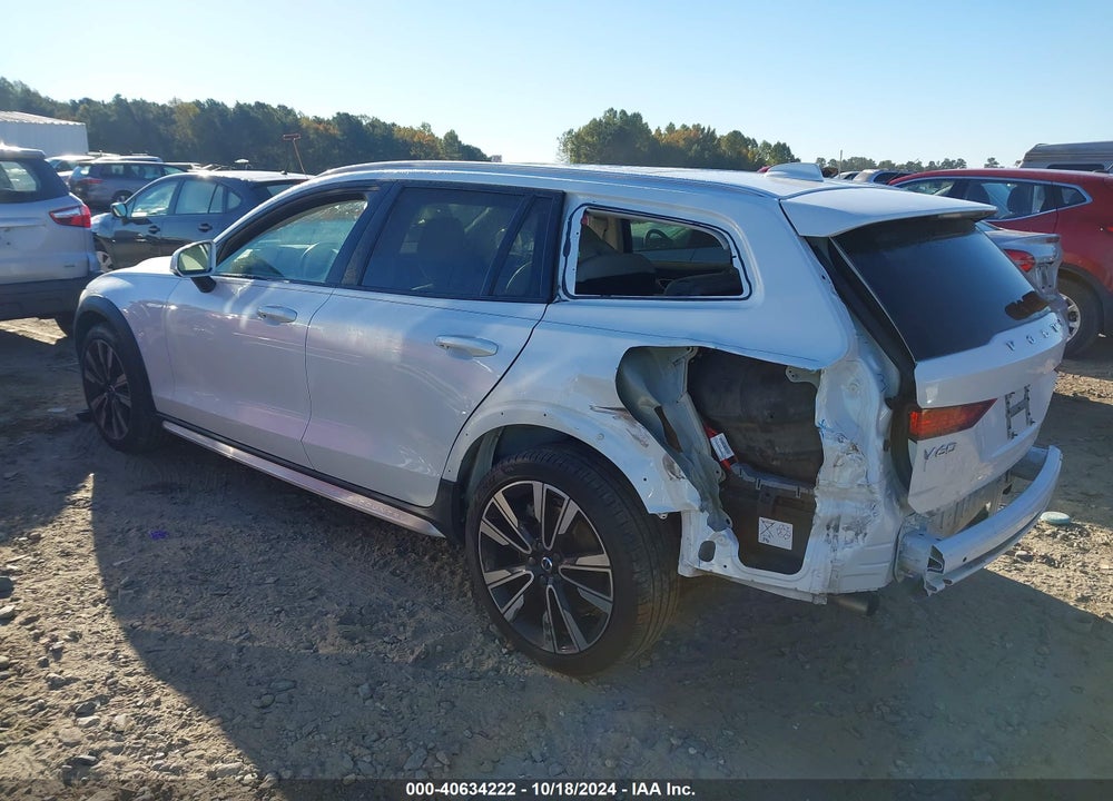 2022 VOLVO V60 CROSS COUNTRY T5 VIN: YV4102WK6N1088785