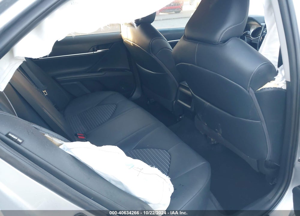2019 TOYOTA CAMRY SE VIN: 4T1B11HK3KU680646
