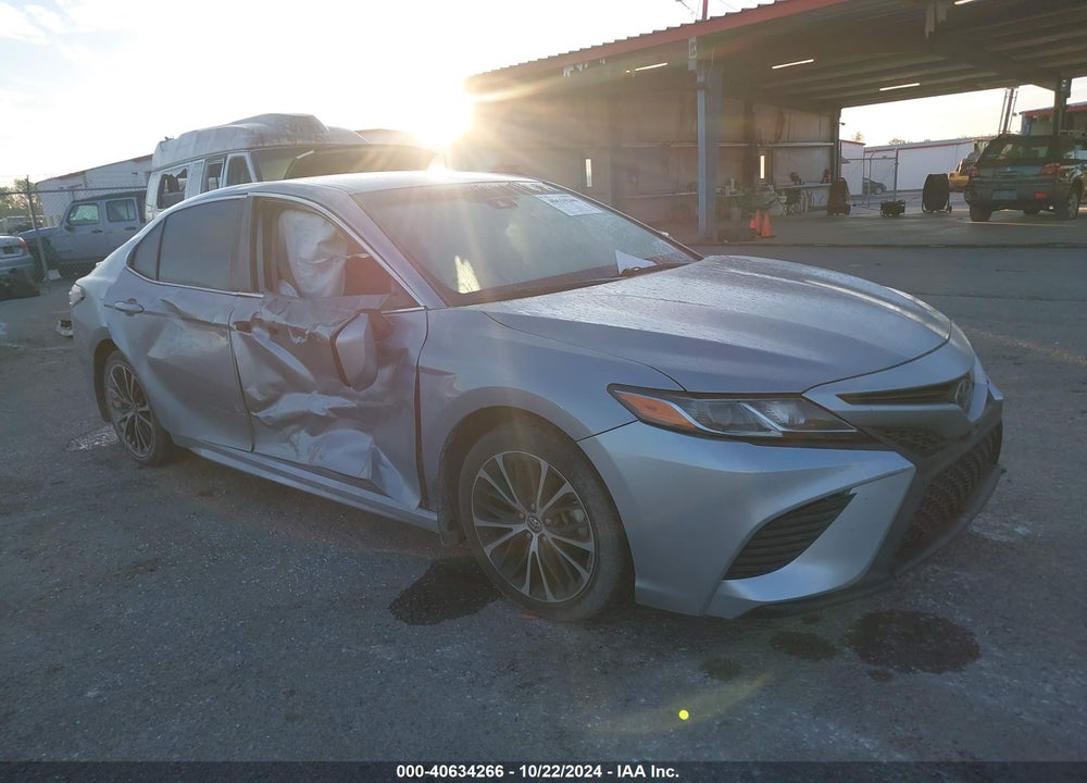 2019 TOYOTA CAMRY SE VIN: 4T1B11HK3KU680646
