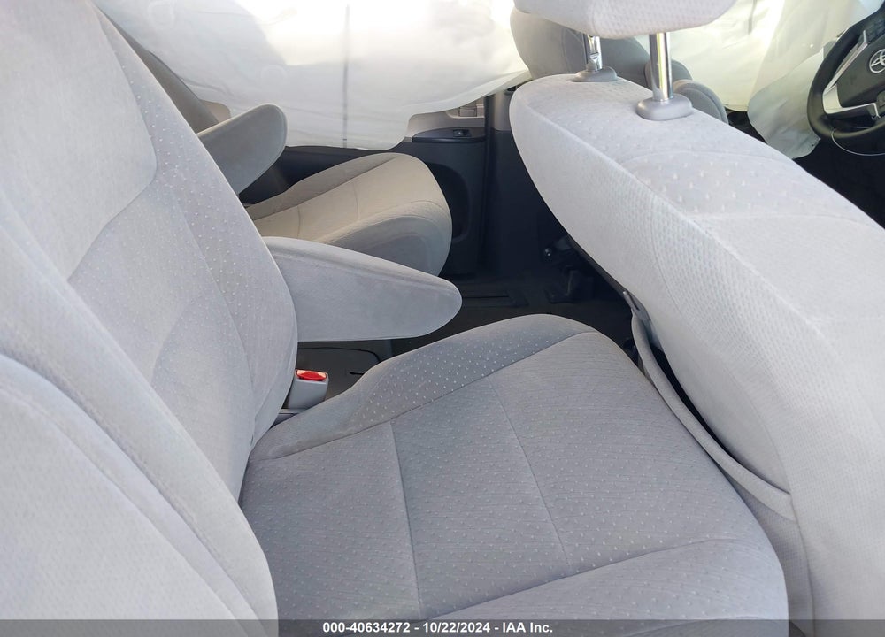 2015 TOYOTA SIENNA LE 8 PASSENGER VIN: 5TDKK3DC8FS537049