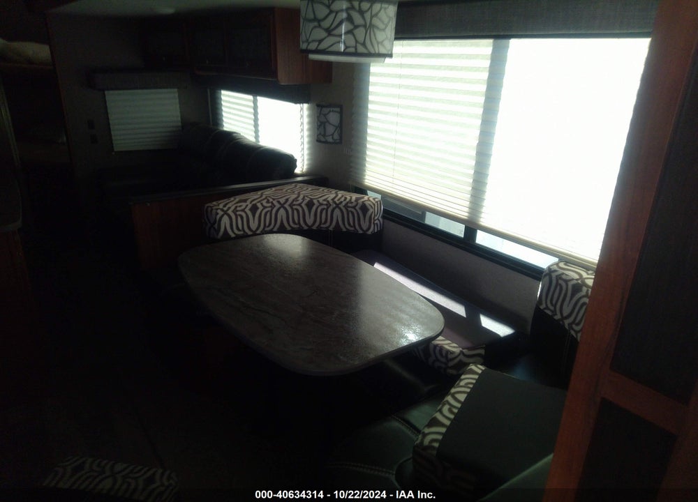 2018 HEARTLAND TRAVEL TRAILER VIN: 5SFNB3623JE356566