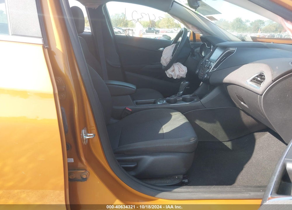 2017 CHEVROLET CRUZE LT AUTO VIN: 3G1BE6SM9HS559430