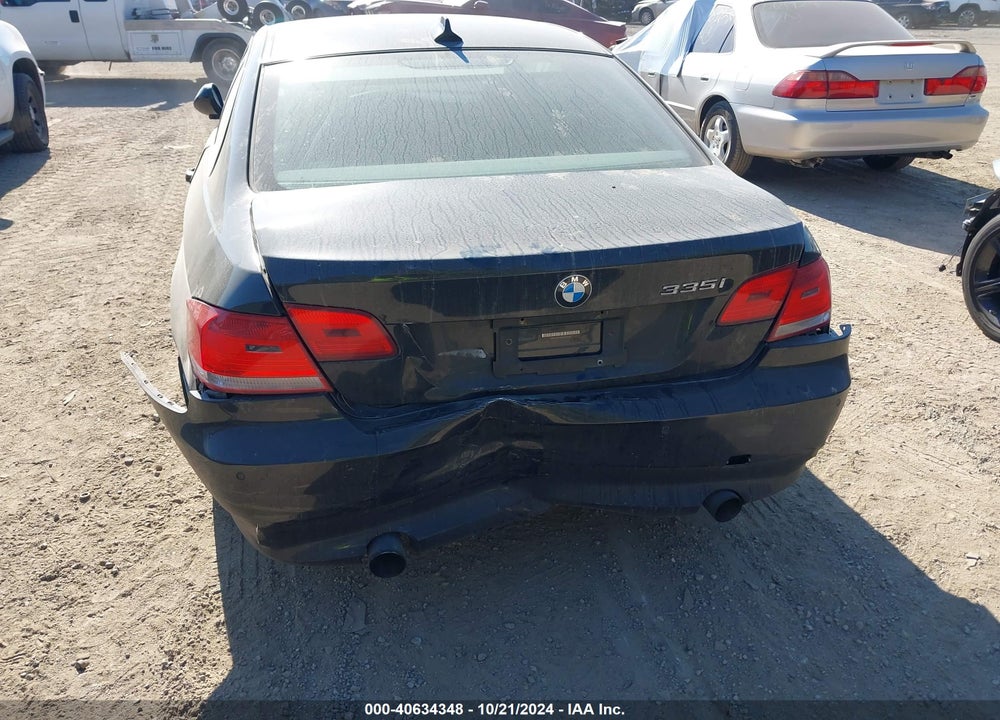 2007 BMW 335I VIN: WBAWB73557P022210