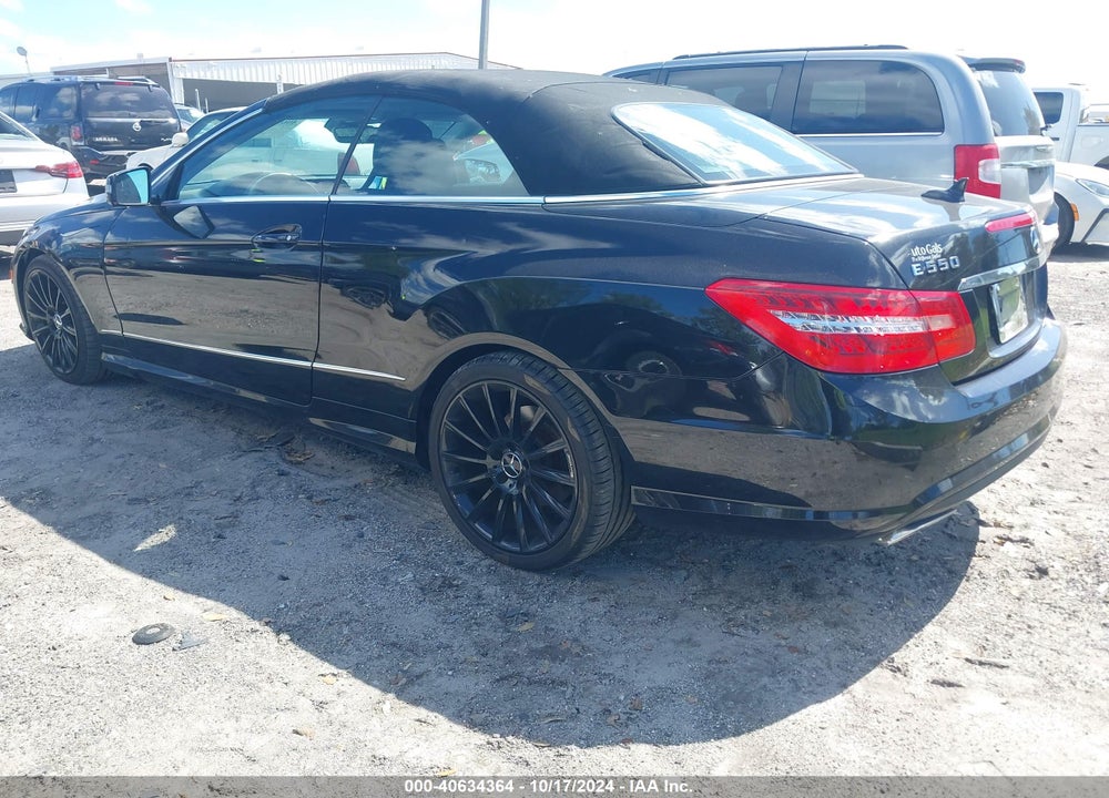 2011 MERCEDES-BENZ E 550 VIN: WDDKK7CF1BF104109