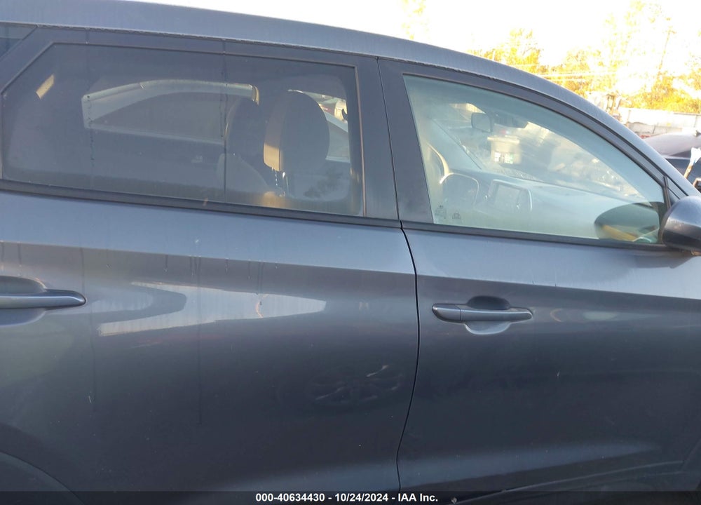 2019 HYUNDAI TUCSON SE VIN: KM8J2CA4XKU917794