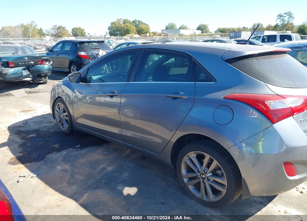 2017 HYUNDAI ELANTRA GT VIN: KMHD35LHXHU353787