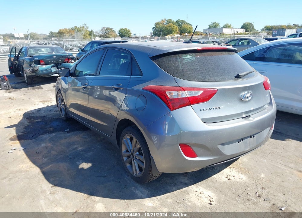 2017 HYUNDAI ELANTRA GT VIN: KMHD35LHXHU353787