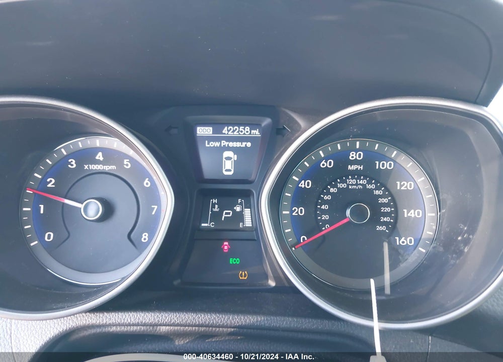2017 HYUNDAI ELANTRA GT VIN: KMHD35LHXHU353787