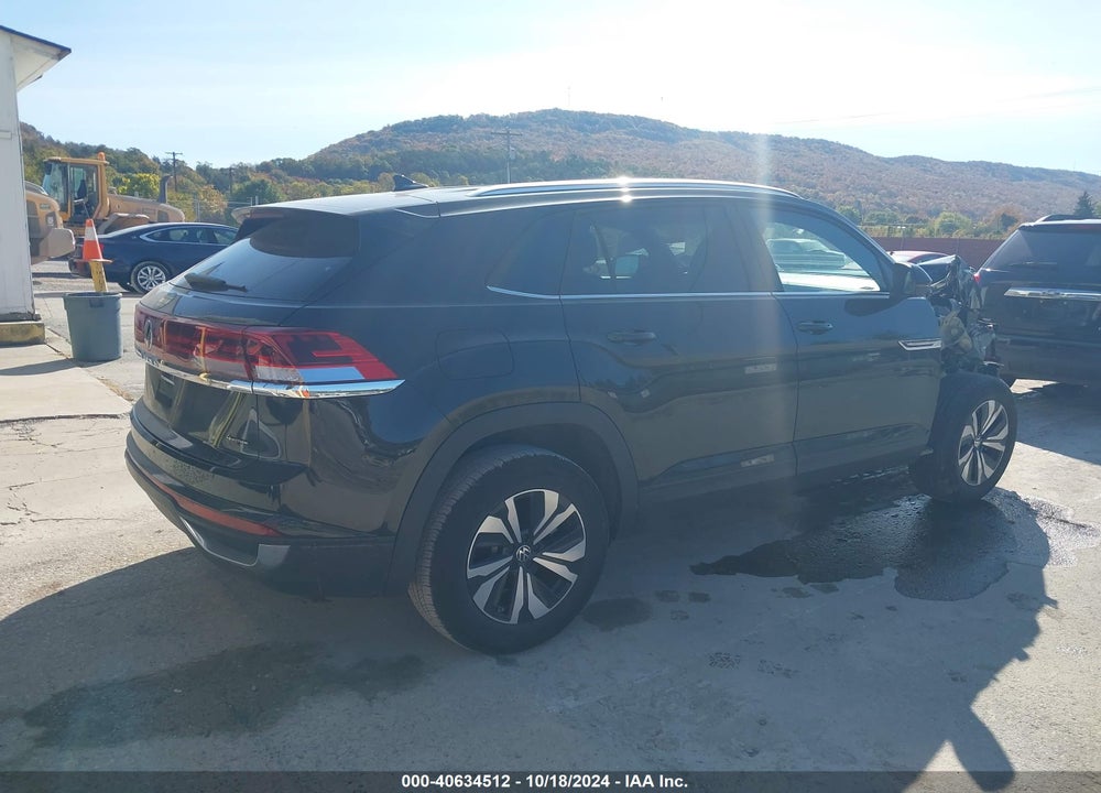 2024 VOLKSWAGEN ATLAS CROSS SPORT 2.0T SE VIN: 1V2LE2CA4RC214126