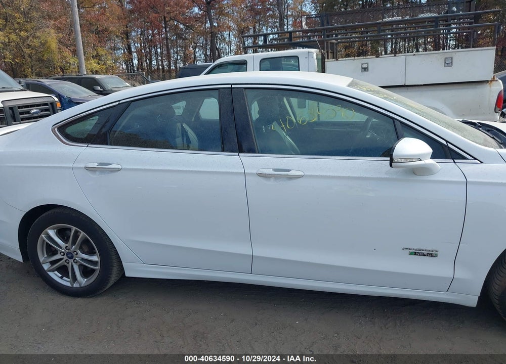 2016 FORD FUSION ENERGI TITANIUM VIN: 3FA6P0SU3GR285136