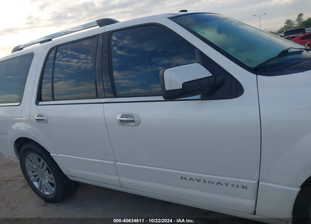 2012 LINCOLN NAVIGATOR VIN: 5LMJJ2H50CEL01560