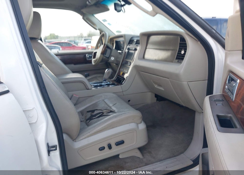 2012 LINCOLN NAVIGATOR VIN: 5LMJJ2H50CEL01560