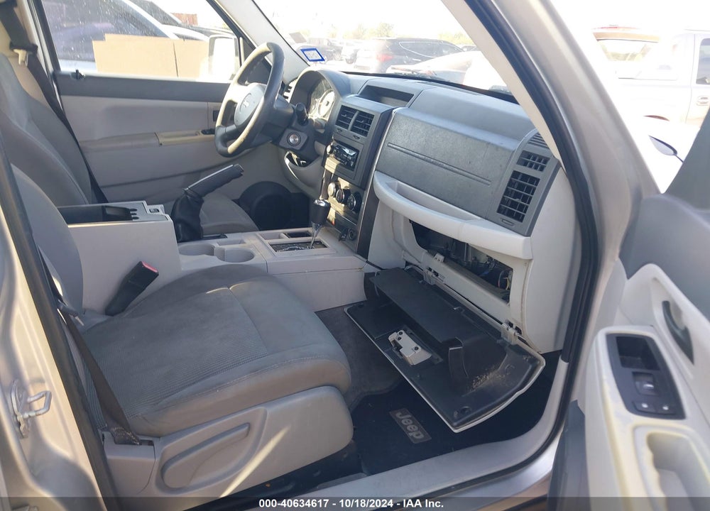 2008 JEEP LIBERTY SPORT VIN: 1J8GP28K08W106848