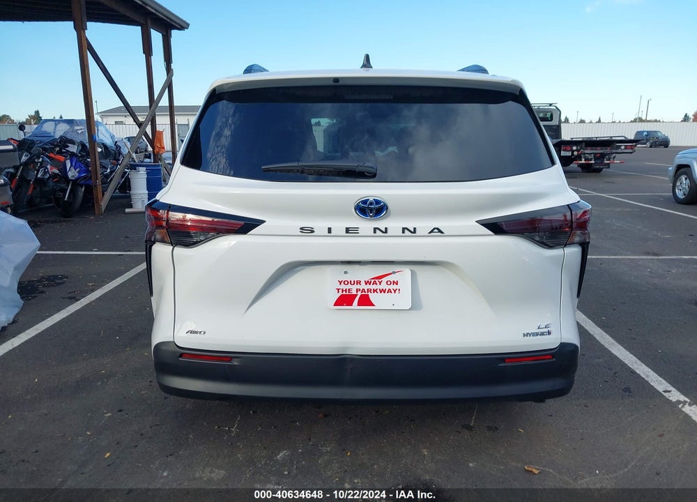 2024 TOYOTA SIENNA LE VIN: 5TDKSKFC9RS145533