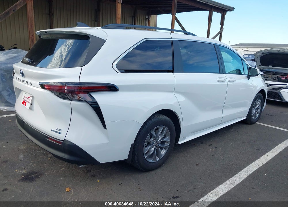 2024 TOYOTA SIENNA LE VIN: 5TDKSKFC9RS145533