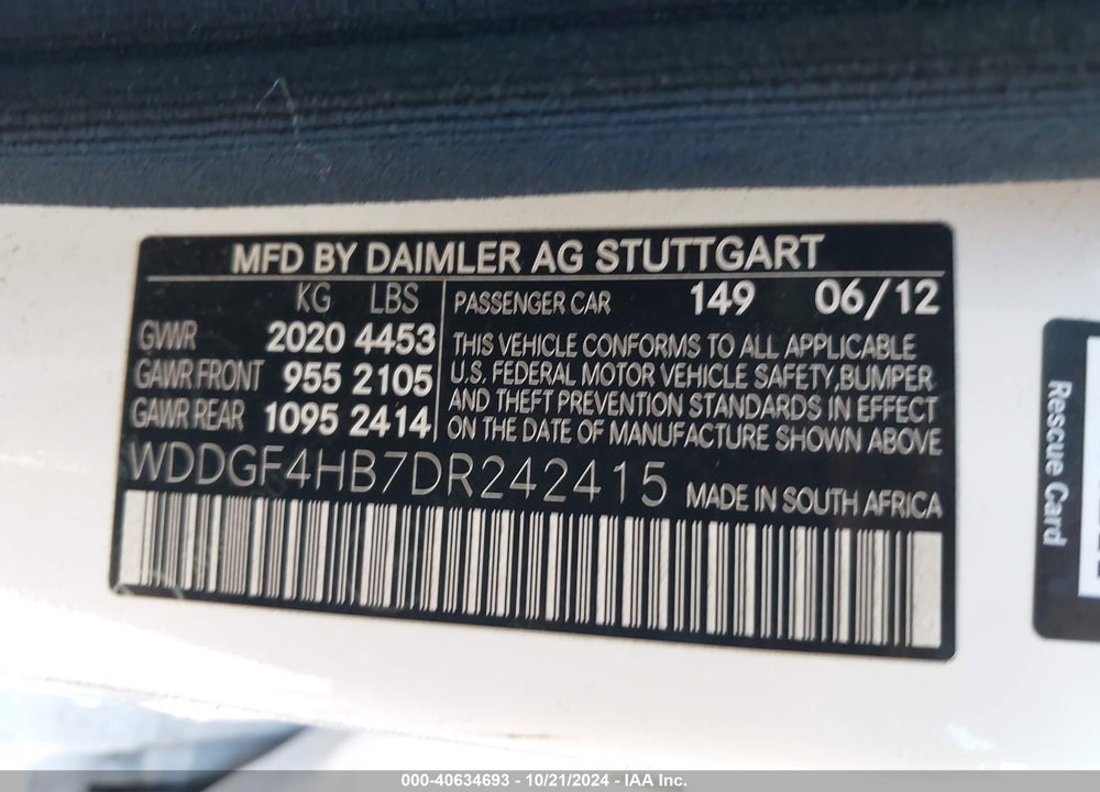 2013 MERCEDES-BENZ C 250 LUXURY/SPORT VIN: WDDGF4HB7DR242415