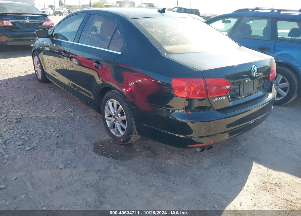 2014 VOLKSWAGEN JETTA 1.8T SE VIN: 3VWD07AJ4EM397568