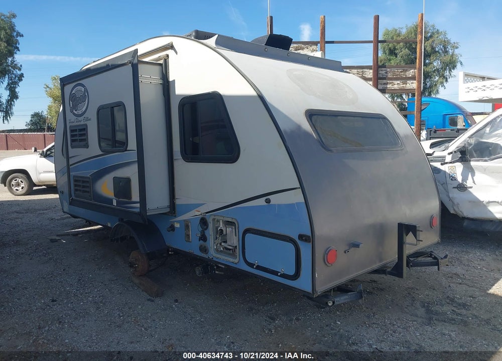 2017 FOREST RIV R-POD VIN: 4X4TRPT10H2013647