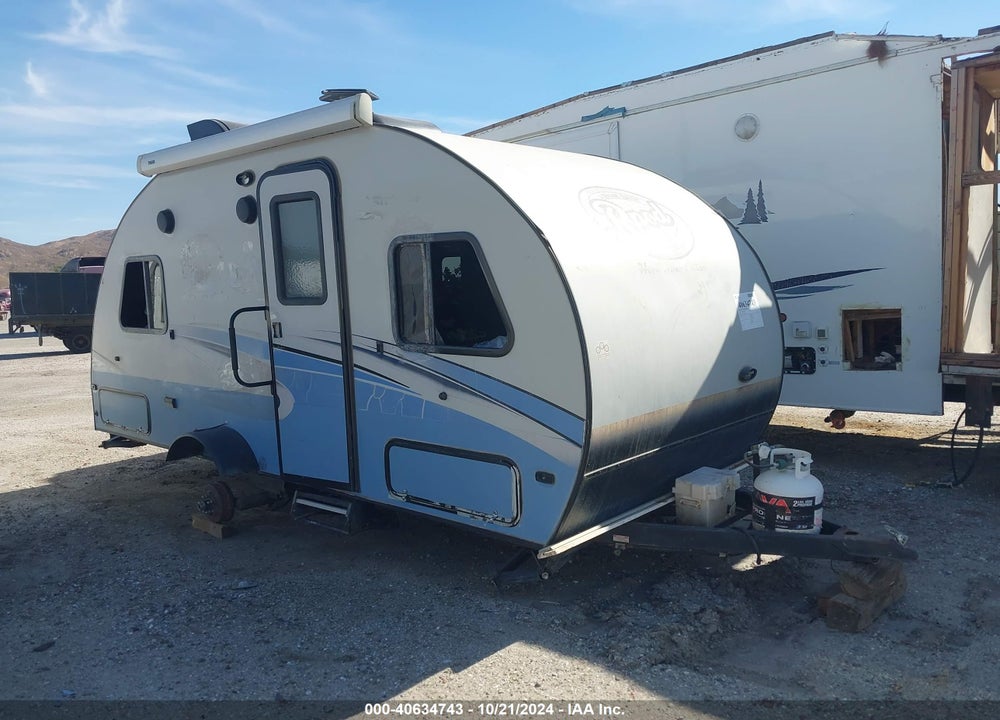 2017 FOREST RIV R-POD VIN: 4X4TRPT10H2013647