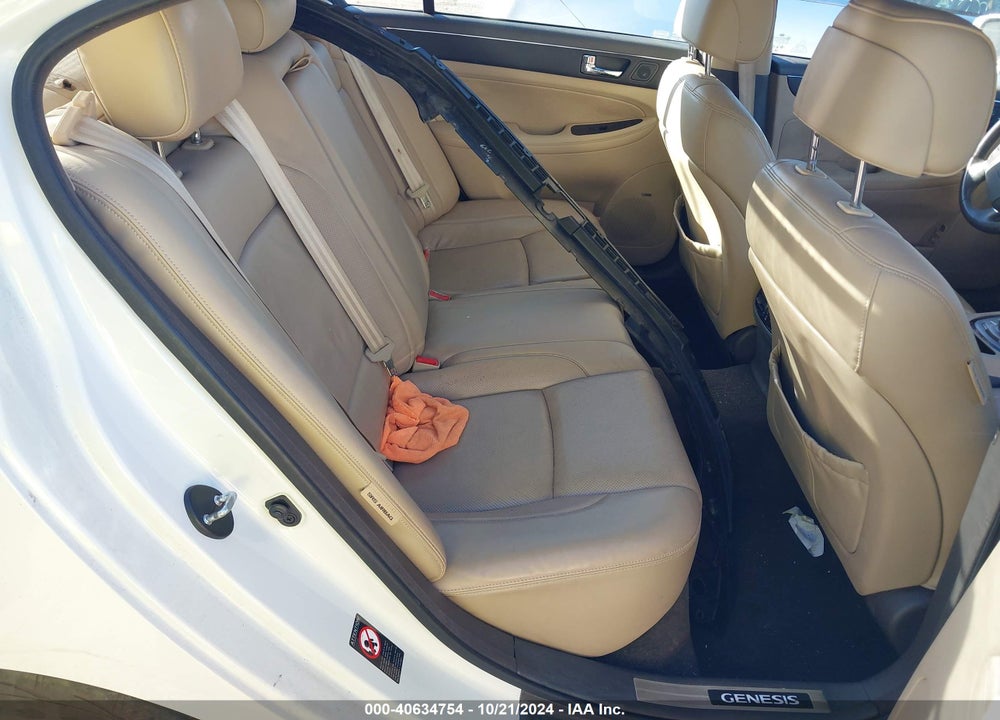 2010 HYUNDAI GENESIS VIN: KMHGC4DF5AU096242