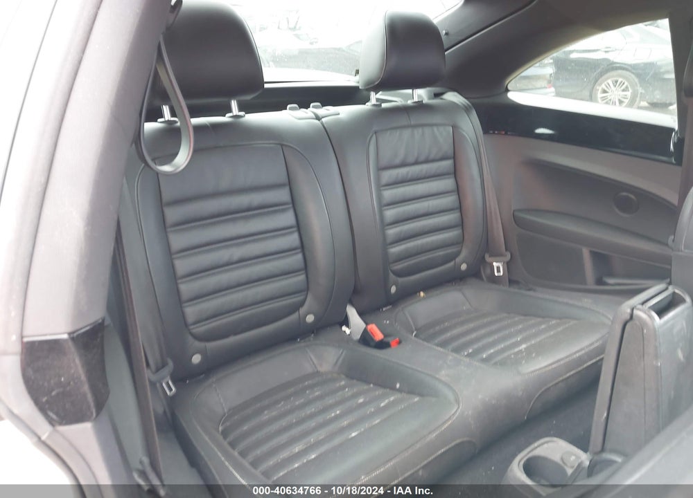 2012 VOLKSWAGEN BEETLE 2.0T TURBO VIN: 3VWVA7ATXCM642146
