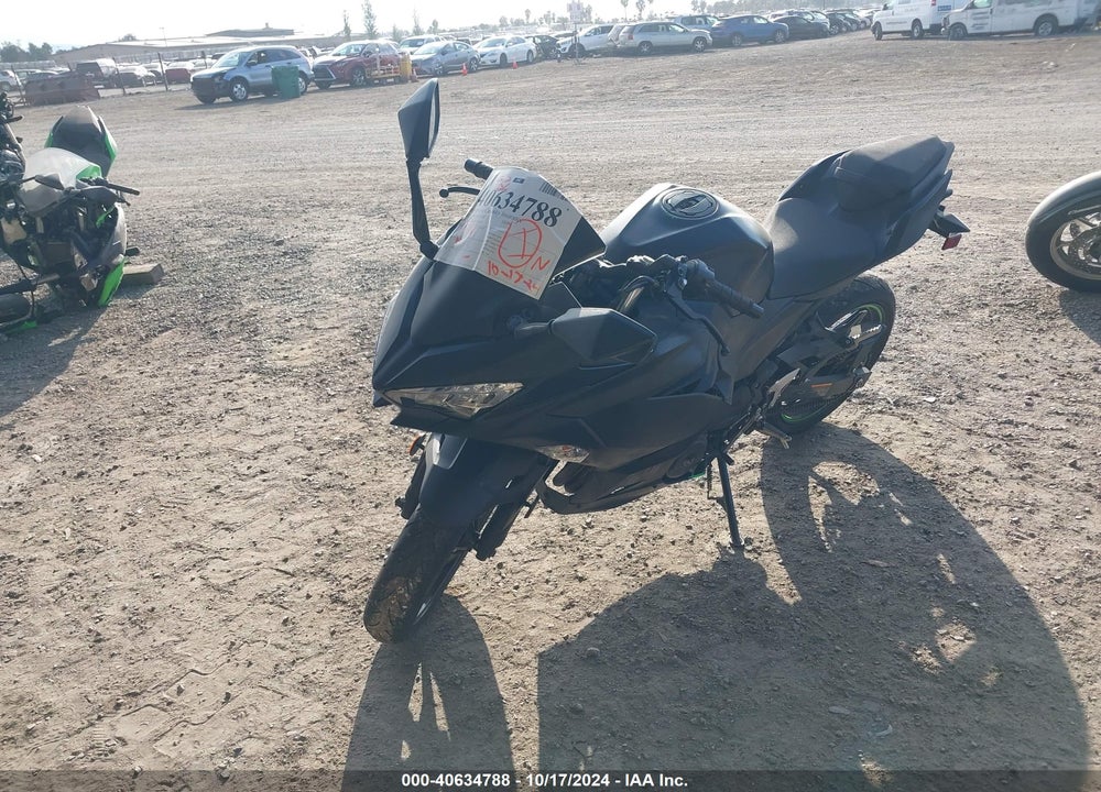 2023 KAWASAKI EX400 VIN: JKAEXKG18PDAK3067