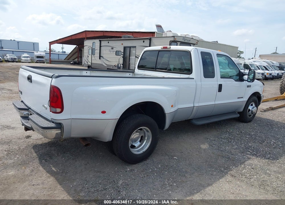2000 FORD F-350 LARIAT/XL/XLT VIN: 1FTWX32F2YEA60207
