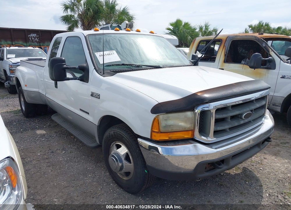 2000 FORD F-350 LARIAT/XL/XLT VIN: 1FTWX32F2YEA60207