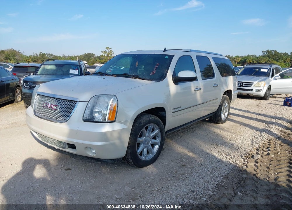2011 GMC YUKON XL 1500 DENALI VIN: 1GKS2MEFXBR219901