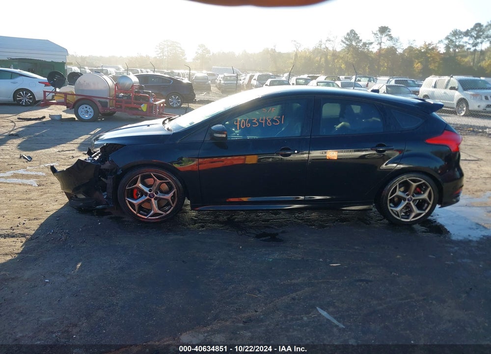 2016 FORD FOCUS ST VIN: 1FADP3L92GL305278