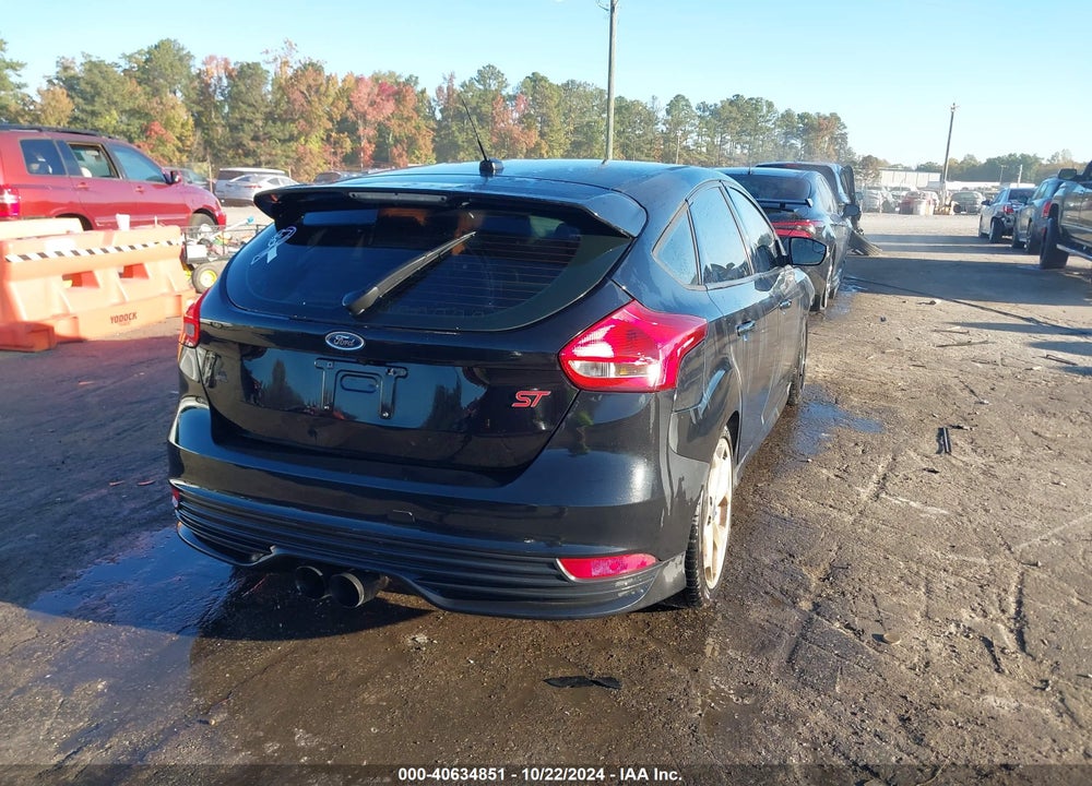 2016 FORD FOCUS ST VIN: 1FADP3L92GL305278
